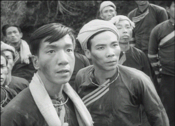 Người chiến sĩ cộng sản nằm vùng Tây Bắc cùng đồng bào với mái tóc mái nghiêng trong Vợ chồng A Phủ đã đi vào lòng người xem