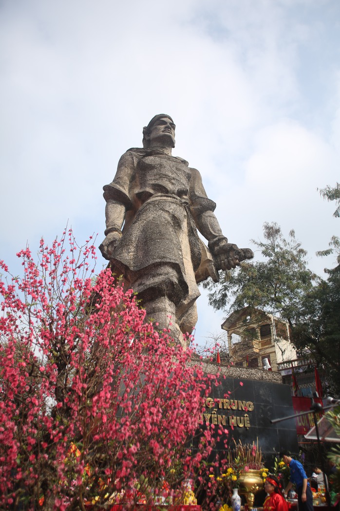 Chiến thắng mùa hoa đào 1789 của vua Quang Trung được coi là một
 trong những chiến thắng ngoại xâm vĩ đại nhất trong lịch sử dân tộc.