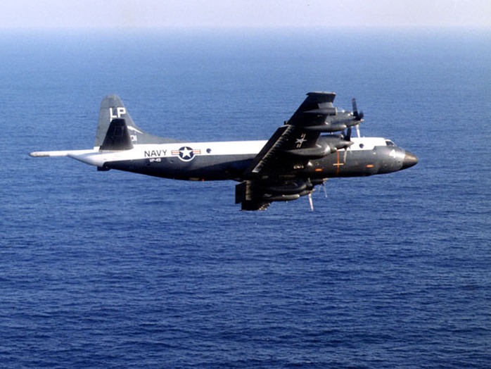 Máy bay săn ngầm PC-3 Orion của hải quân Mỹ tham gia tìm kiếm máy bay Malaysia mất tích