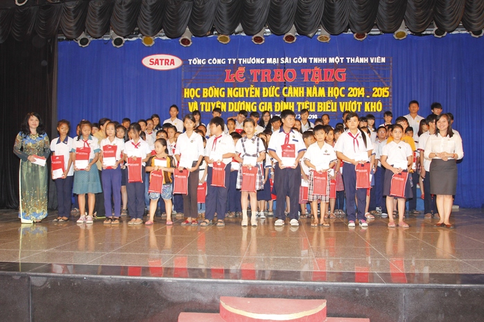  Lễ trao tặng Học bổng Nguyễn Đức Cảnh 2014-2015