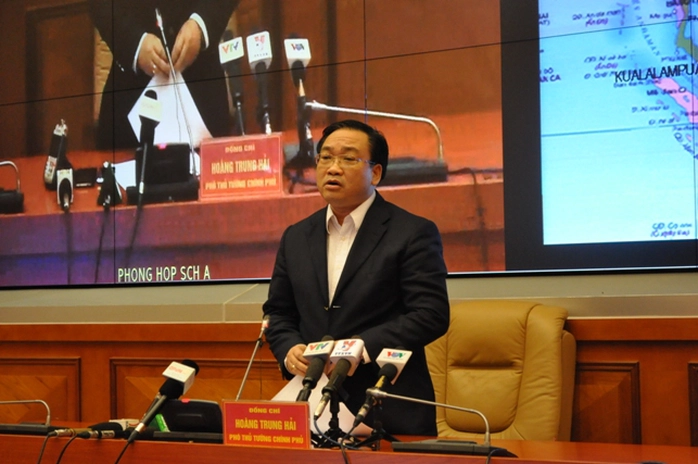 Phó Thủ tướng Hoàng Trung Hải chủ trì cuộc họp