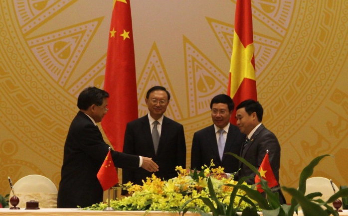 Uỷ ban chỉ đạo hợp tác song phương Việt Nam - Trung Quốc có vai trò rất quan trọng trong điều phối, chỉ đạo các lĩnh vực hợp tác giữa hai nước cũng như giải quyết các vấn đề tồn tại nảy sinh trong quan hệ giữa hai nước