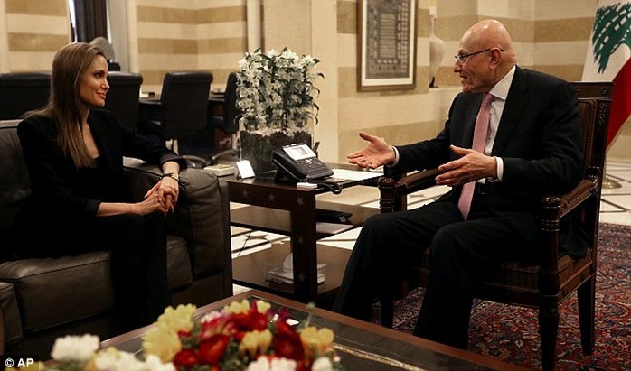 Angelina gặp gỡ Thủ tướng Lebanon
