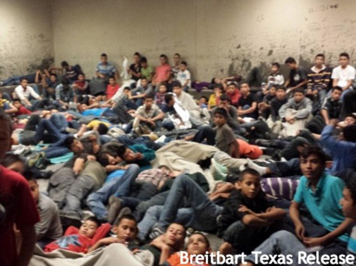 Mỹ đang đối mặt vấn đề khủng hoảng nhập cư bất hợp pháp. Ảnh: Breitbart Texas Release