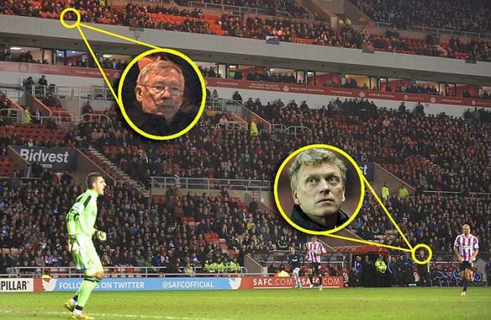 Ông Moyes thỉnh thoảng ngước nhìn ngài Ferguson