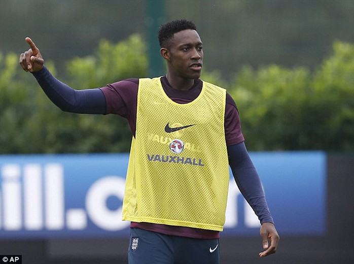 Welbeck sang Arsenal để được ra sân nhiều hơn