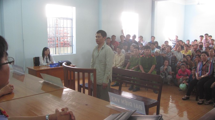 Bị cáo Nguyễn Đình Năm tại phiên tòa, ngày 29-9