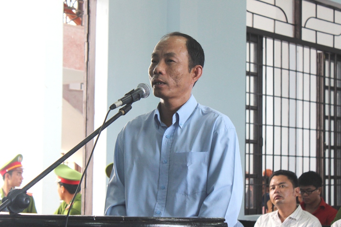Bị cáo Nguyễn Thành Trung, nguyên Trưởng Công an huyện Khánh Sơn, bị đề nghị mức án 8-9 năm tù
