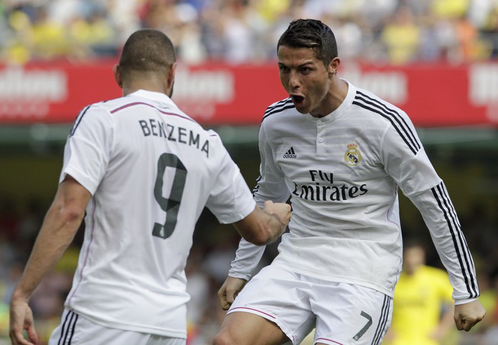 Rất kho cho Liverpool cản Ronaldo và Benzema nổ súng vào rạng sáng 5-11