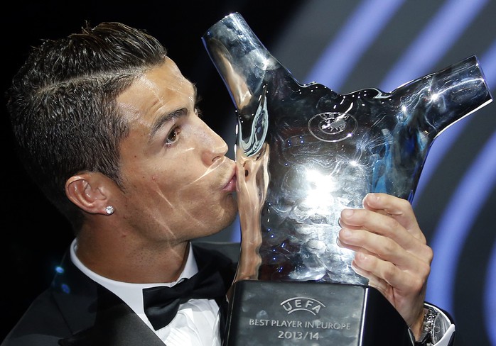 Ronaldo và danh hiệu cá nhân cao quý của bóng đá châu Âu