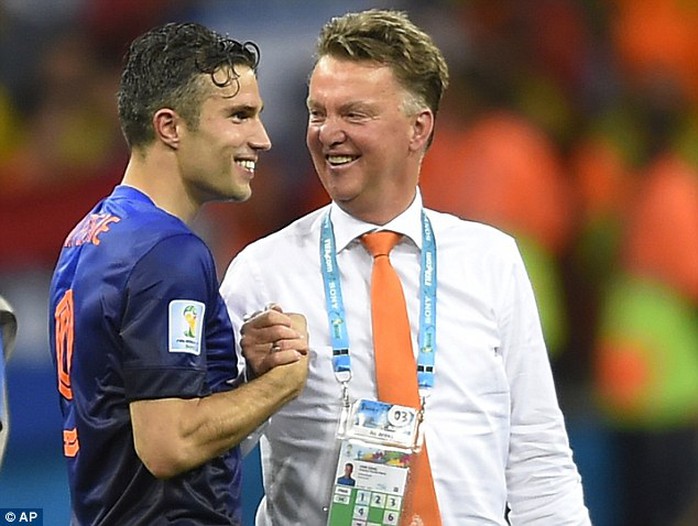 Van Persie và Van Gaal sẽ giúp M.U thành công trong mùa bóng mới?