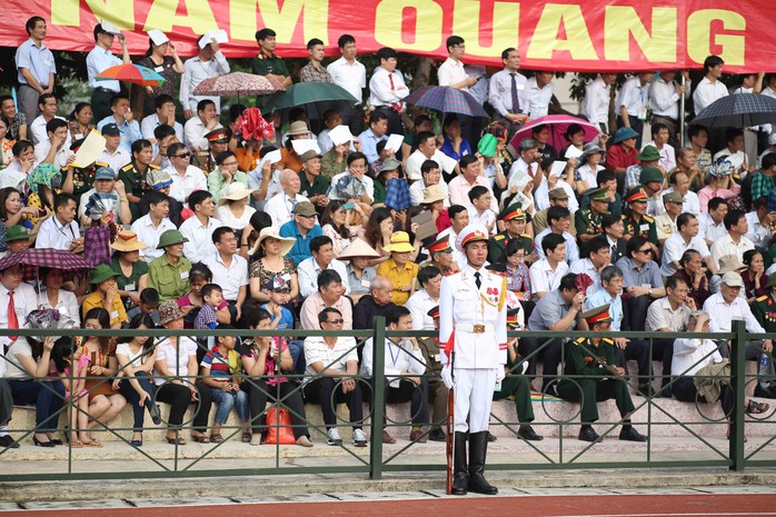 Đông đảo người dân Điện Biên và nhiều tỉnh thành trong cả nước tham gia Lễ kỉ niệm 