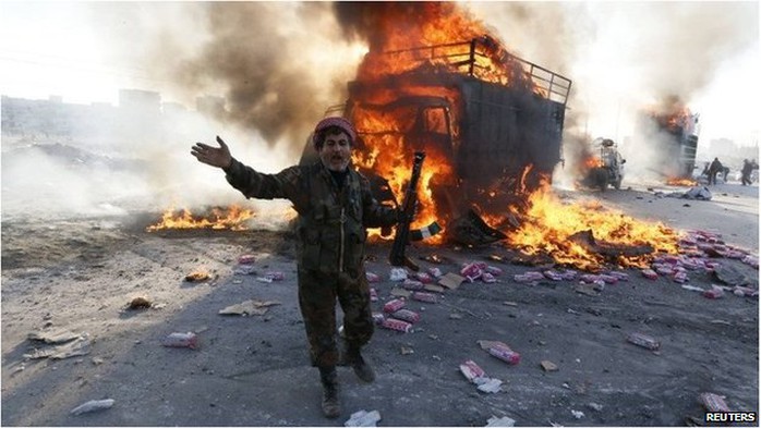 A Free Syrian Army fighter in the Al-Maysar neighbourhood of Aleppo January 18