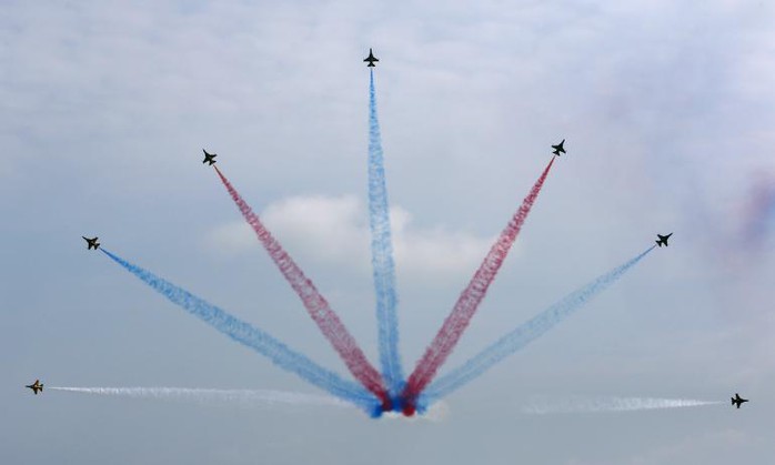 South Korean Air force Manoeuver 