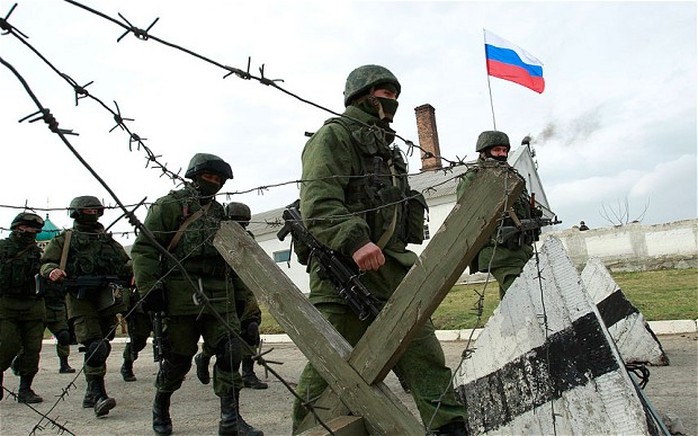 Russian troops near the village of Perevalnoye outside Simferopol.