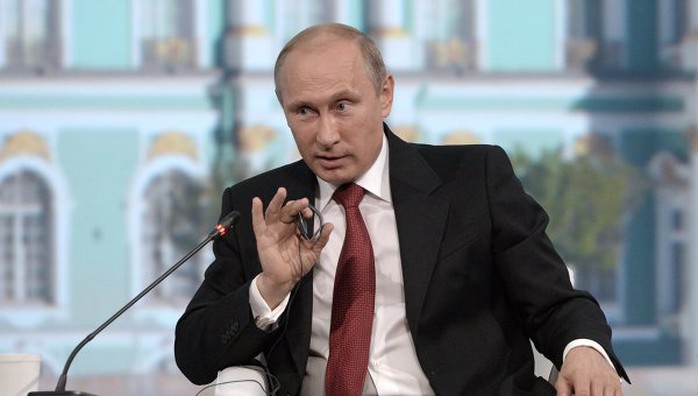 Vladimir Putin attends St. Petersburg International Economic Forum