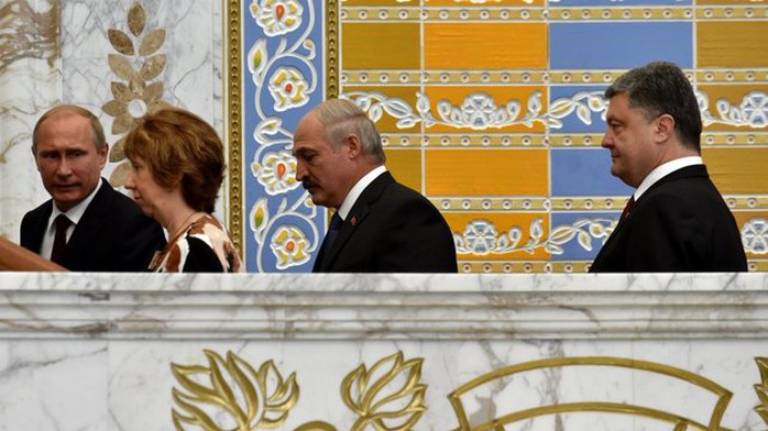 Vladimir Putin Catherine Ashton, Alexander Lukashenko and Petro Poroshenko at talks in Minsk
