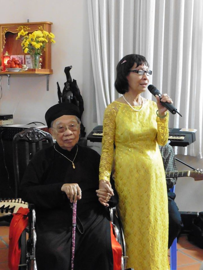 Nhà giáo ưu tú Phạm Thúy Hoan bày tỏ xúc động trong ngày Hiến chương nhà giáo VN và tình cảm của bà dành cho người thầy đáng kính của âm nhạc VN - GS-TS Trần Văn Khê.