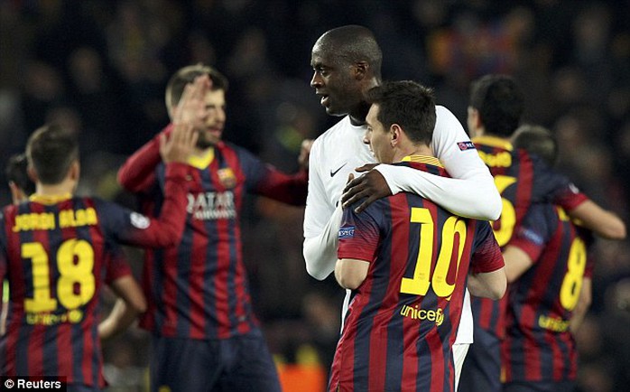 Toure gặp lại đồng đội cũa ở Barca - Messi
