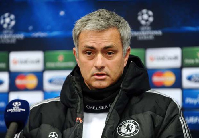 HLV Mourinho lại gây sốc với phát biểu của mình