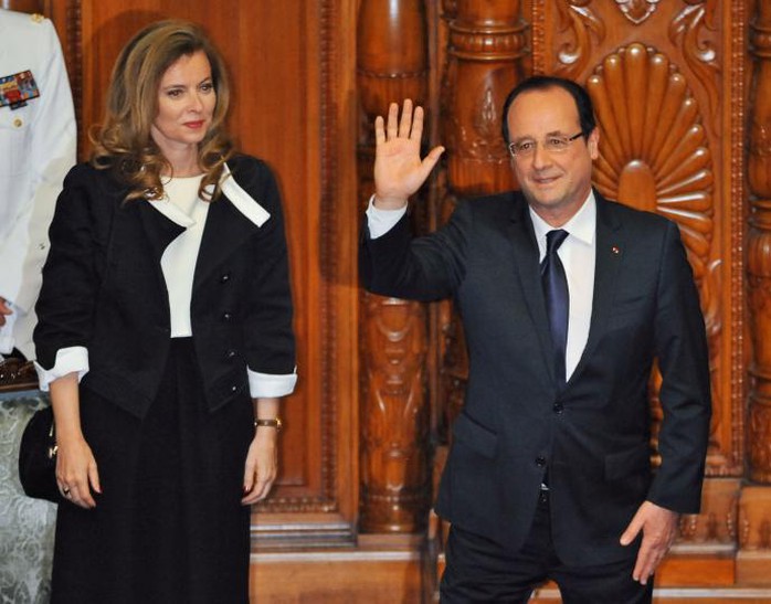 Tổng thống Pháp Francois Hollande và bạn gái Valerie Trierweiler

Ảnh: UPI