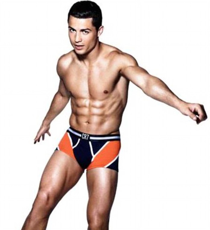 Những mẫu quần lót mới của Ronaldo