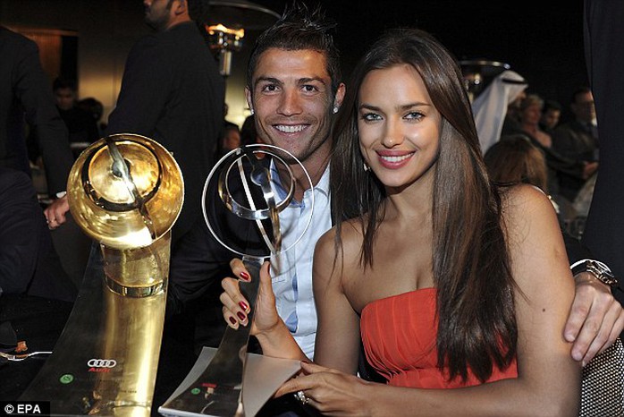 Ronaldo và bạn gái