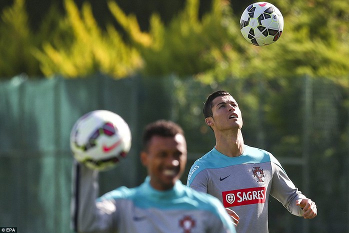 Ronaldo chuẩn bị cho trận dấu với Armenia ở vòng loại Euro 2016