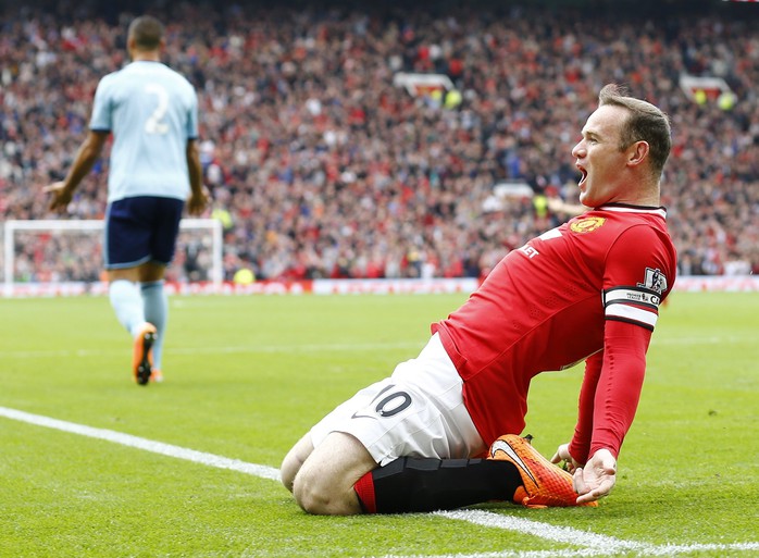 Rooney ăn mừng bàn mở tỉ số cho M.U