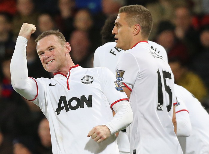 Rooney tỏ ra xứng đáng với mức lương 300.000 bảng Anh/tuần mà anh mới được nhận ở M.U