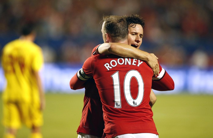 Rooney có một trận đấu rất hay với Liverpool