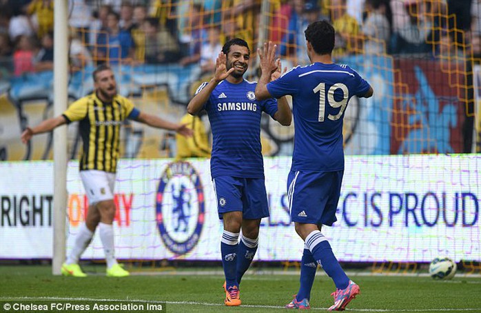 Salah ghi bàn mở tỉ số cho Chelsea