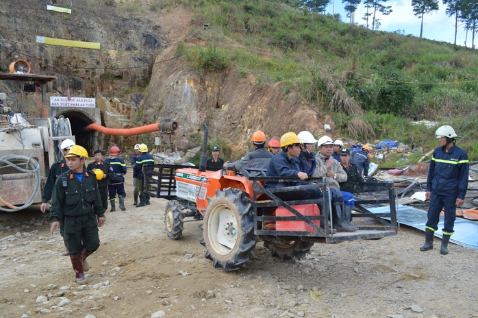 Do đường hầm khá hẹp, chỉ những phương tiện nhỏ mới vào được bên trong