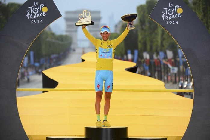 Áo vàng tour de france 2014 Vincenzo Nibali