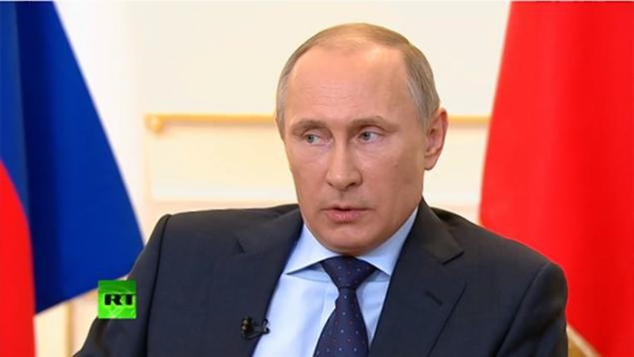 Tổng thống Nga Vladimir Putin tại cuộc họp báo hôm 4-3. Ảnh: RT