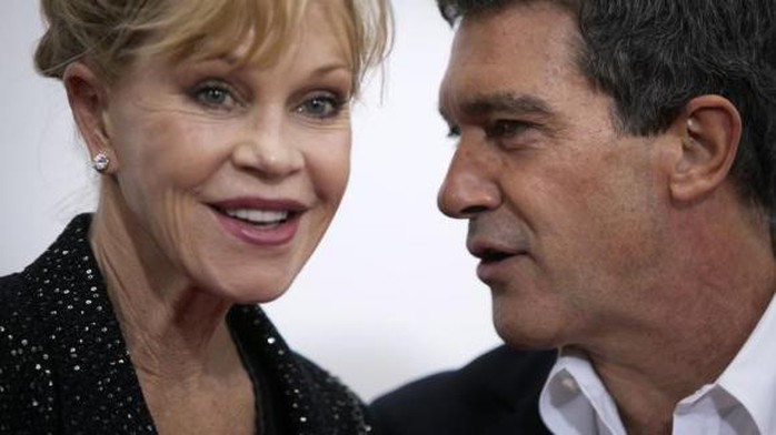 Vợ chồng Antonio Banderas- Malanie Griffith tại buổi ra mắt phim Black Nativity năm 2013. Nguồn: Reuters