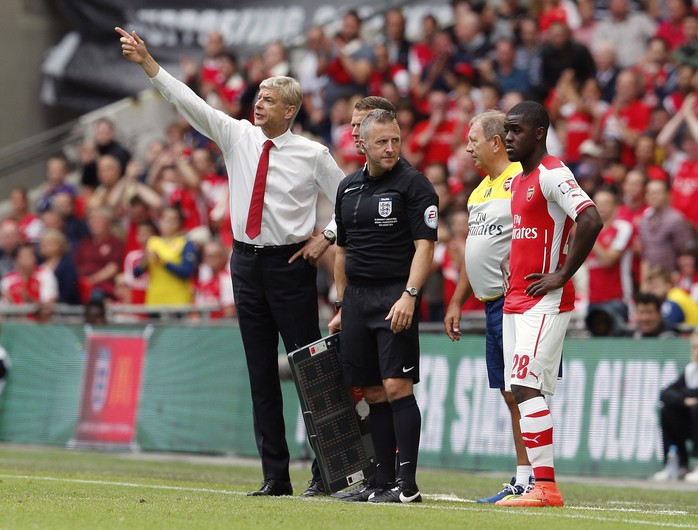 Campbell cũng là một trong những tiền đạo đáng chú ý của HLV Wenger