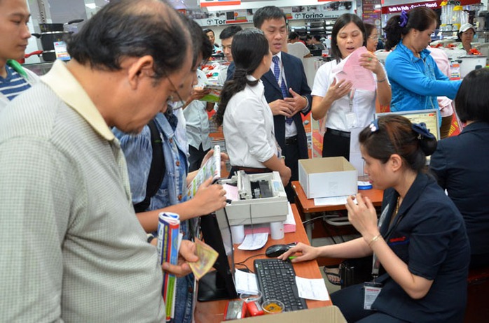 Quầy thanh toán luôn trong tình trạng quá tải