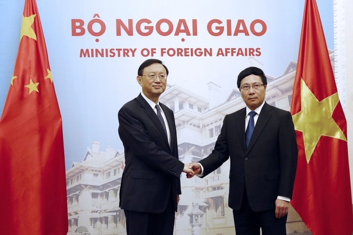Phó Thủ tướng, Bộ trưởng Ngoại giao Phạm Bình Minh tiếp ông Dương Khiết Trì hồi tháng 6. Ảnh: Reuters   
