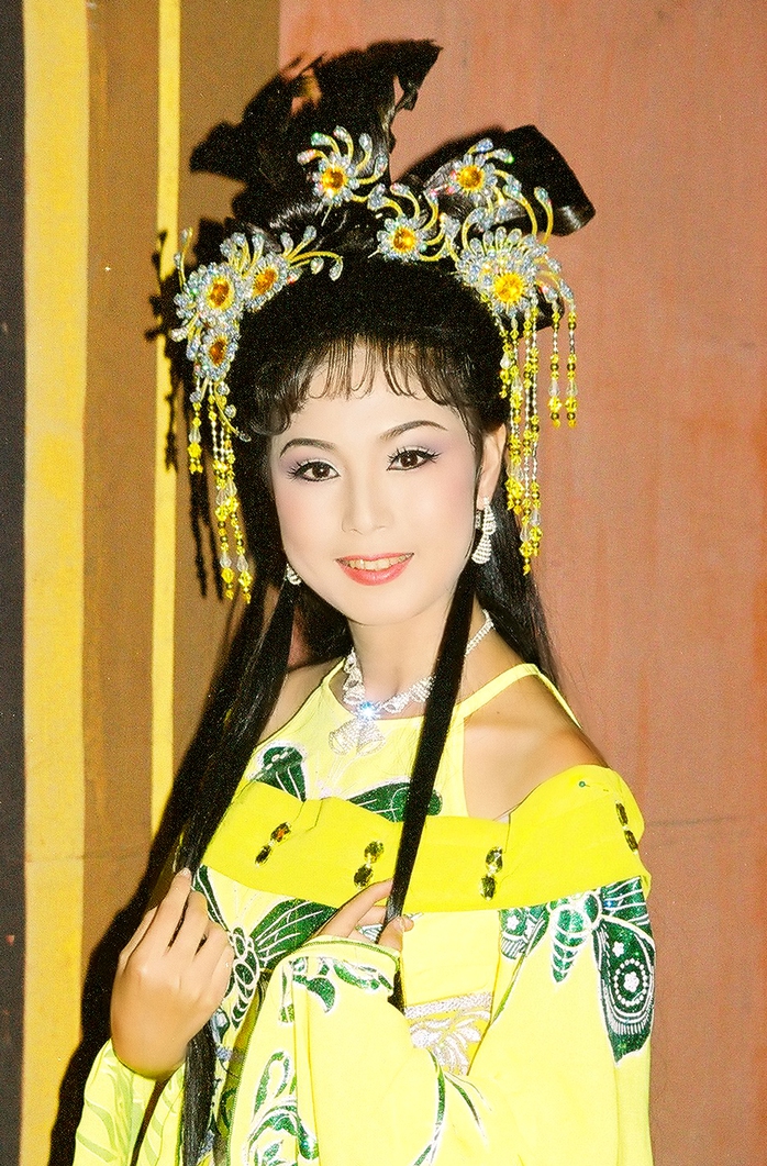 NS Thy Trang NS Thy Trang