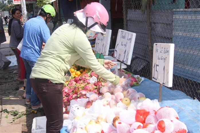 Nhiều vựa trái cây chấp nhận bung hàng trái bán rẻ Nhiều vựa trái cây chấp nhận bung hàng trái bán rẻ