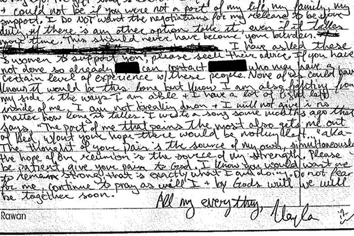 Bức thư của Kayla Mueller viết gửi gia đình. Ảnh: Bloomberg