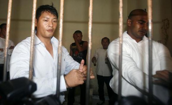 Hai tử tội người Úc Andrew Chan (trái) và Myuran Sukumaran chờ kháng cáo trong nhà tù Indonesia. Ảnh: Reuters