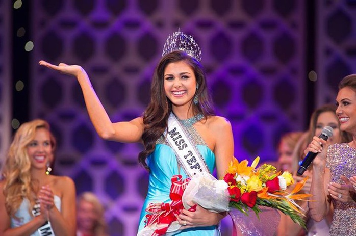 Katherine Haik khi đăng quang Cận cảnh người đẹp 15 tuổi đăng quang Miss Teen Mỹ 2015