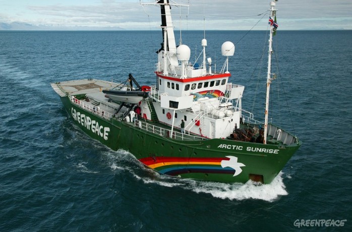 Tàu Arctic Sunrise. Ảnh: Greenpeace