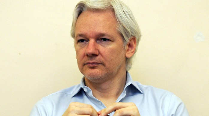 Julian Assange. Ảnh: Reuters