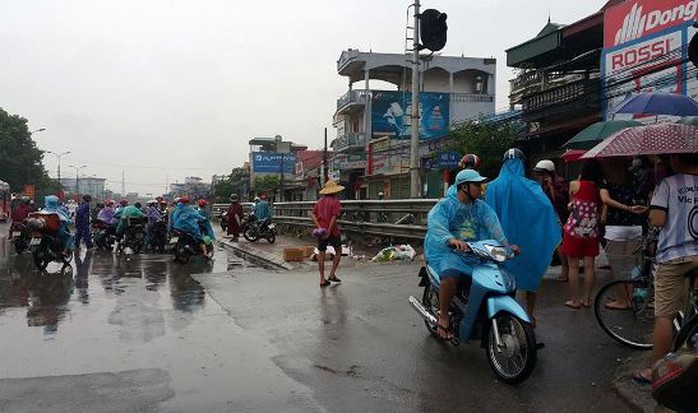 Hiện trường vụ tai nạn khiến người đàn ông tử vong tại chỗ