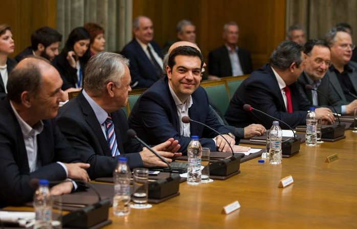 Ông Tsipras cho biết nước này sẽ tìm kiếm một thỏa thuận &quot;công bằng, đôi bên cùng có lợi&quot; với các nhà cho vay thuộc &EU. Ảnh: Reuters