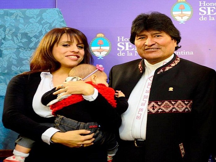 Mother: Victoria Donda Perez (left) with her daughter Trilce and the Bolivian president Evo Morales (right)