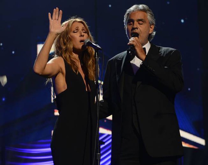 Celine Dion, 47 tuổi và danh ca khiếm thị Andrea Bocelli, 56 tuổi, cùng hòa giọng